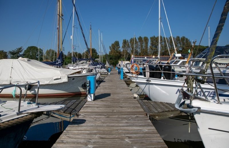 Berth 11 & 12 metres