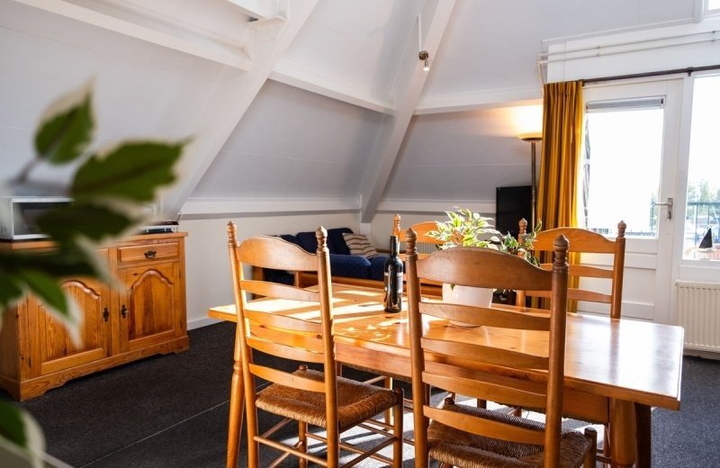 4-person appartment upstairs